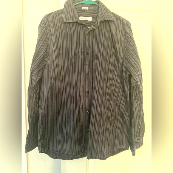 Calvin Klein button down - Picture 1 of 4